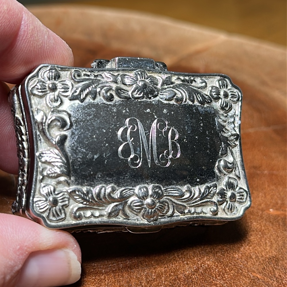 Antique Floral Silver Metal Trinket Box - Picture 7 of 9
